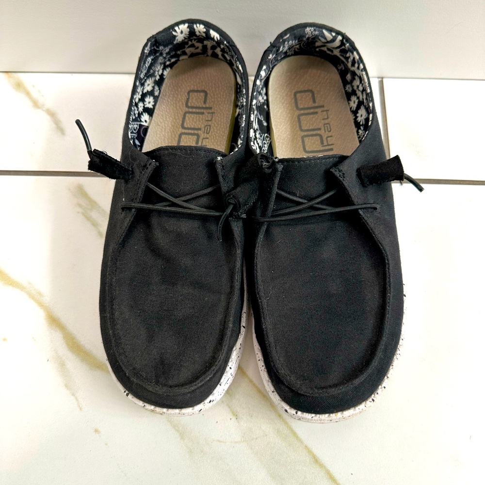 Hey Dude Wendy Black Odyssey - Women's Size 7